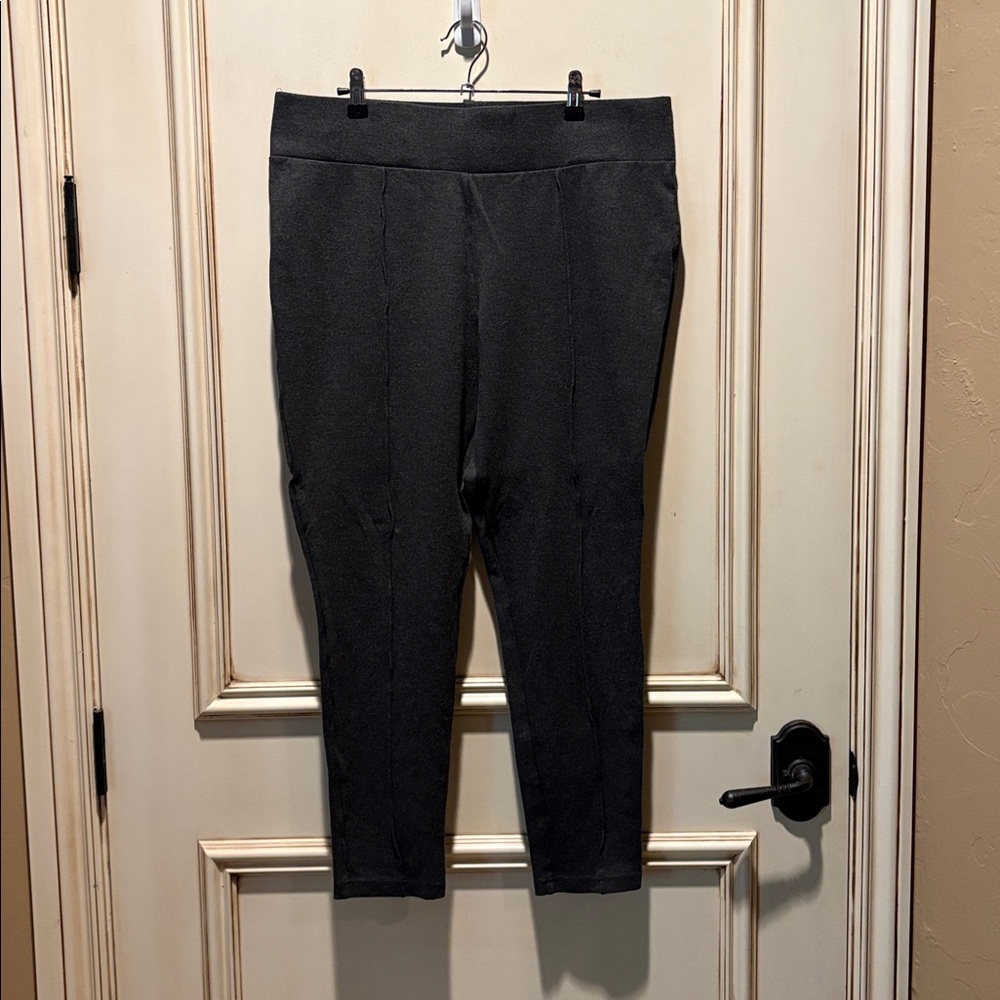 Seven7 Charcoal Gray Leggings with Pintuck